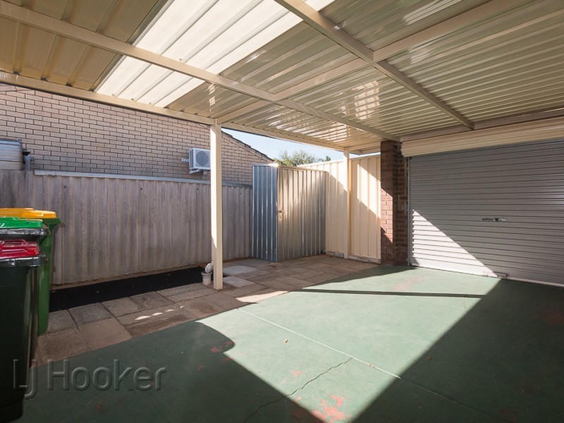10 Rotohine Place, Cooloongup WA 6168