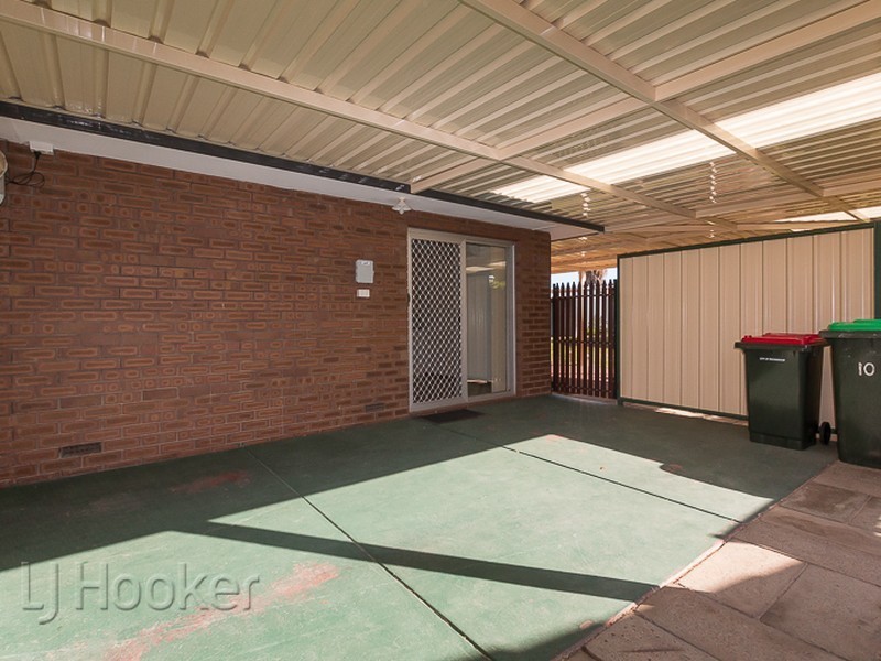 10 Rotohine Place, Cooloongup WA 6168