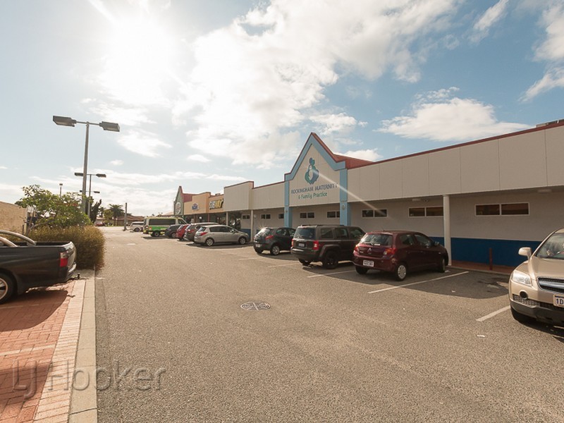 10 Rotohine Place, Cooloongup WA 6168