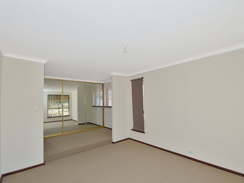 11 Townsend Road, Rockingham WA 6168