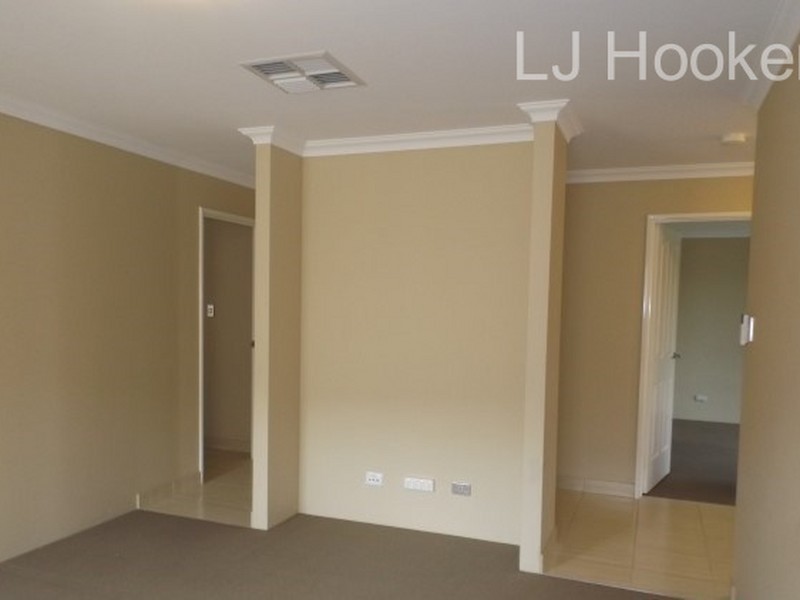 6 Lorne Bend, Secret Harbour WA 6173