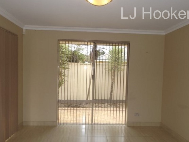 6 Lorne Bend, Secret Harbour WA 6173