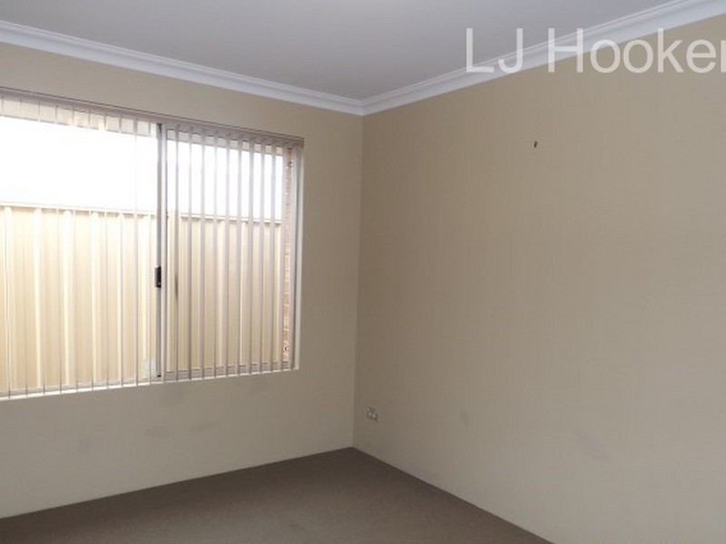 6 Lorne Bend, Secret Harbour WA 6173