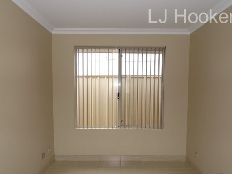 6 Lorne Bend, Secret Harbour WA 6173