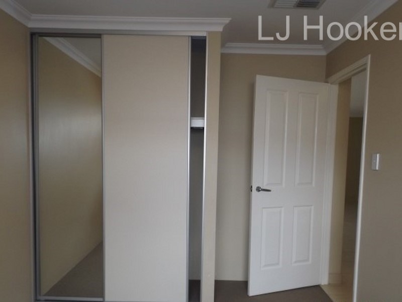 6 Lorne Bend, Secret Harbour WA 6173