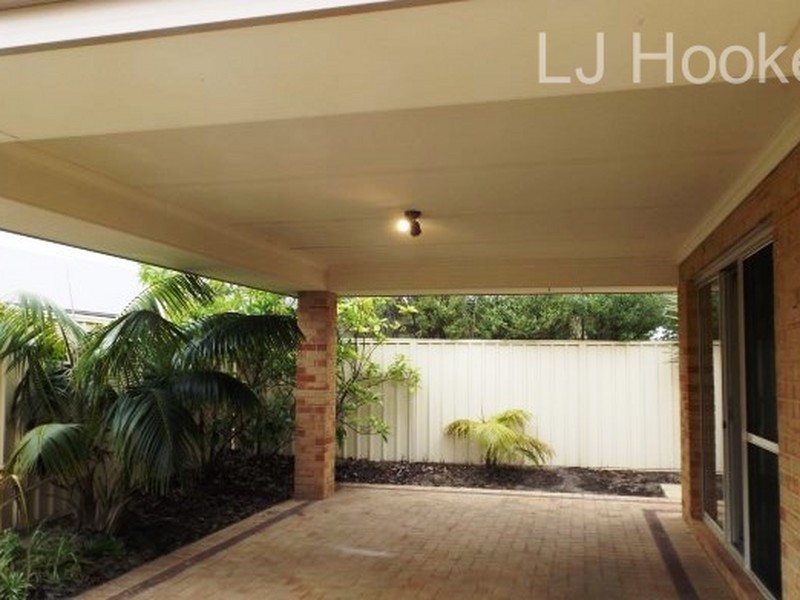 6 Lorne Bend, Secret Harbour WA 6173