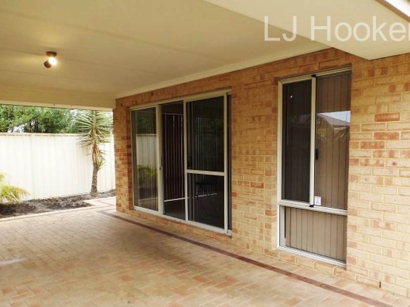 6 Lorne Bend, Secret Harbour WA 6173