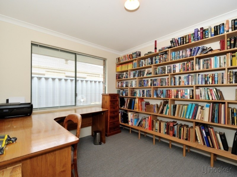 3 Albon Mews, Port Kennedy WA 6172