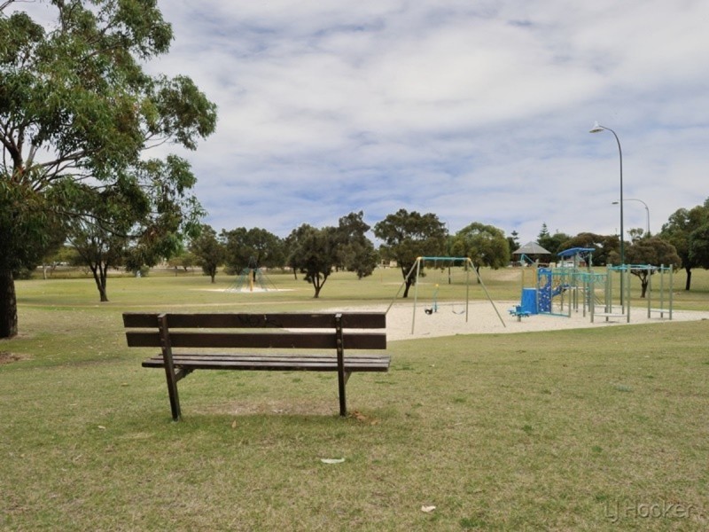 3 Albon Mews, Port Kennedy WA 6172