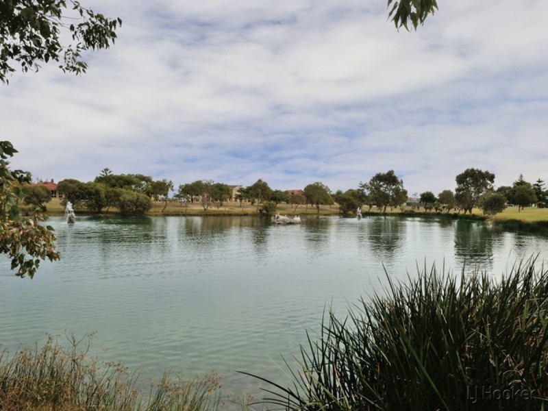 3 Albon Mews, Port Kennedy WA 6172