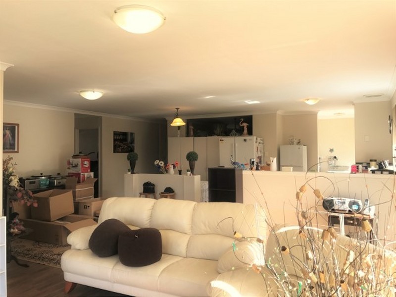 9 Palm Drive, Warnbro WA 6169