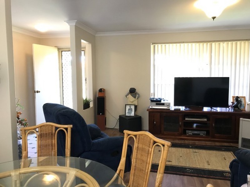 9 Palm Drive, Warnbro WA 6169