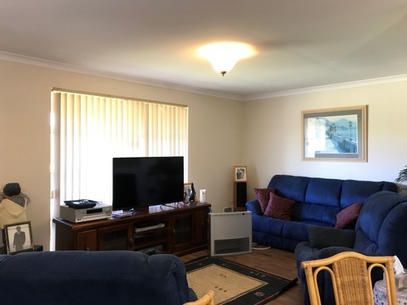 9 Palm Drive, Warnbro WA 6169