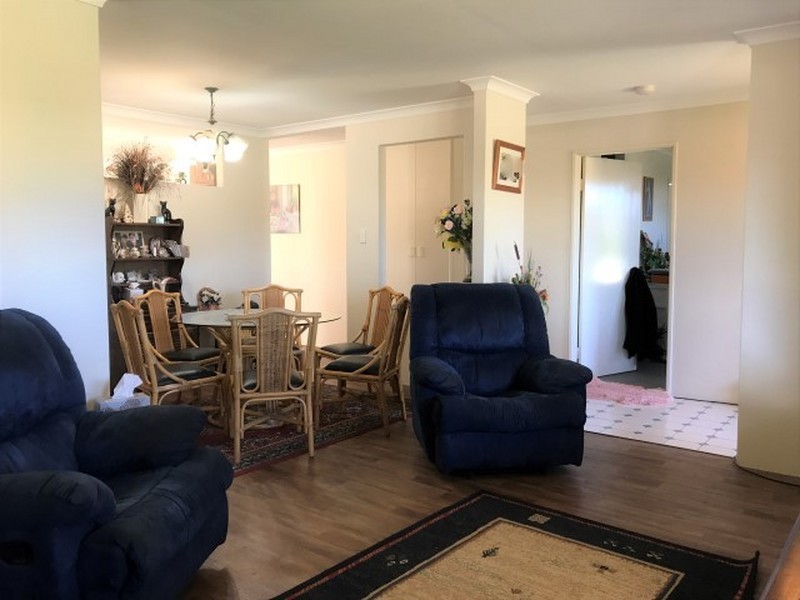 9 Palm Drive, Warnbro WA 6169