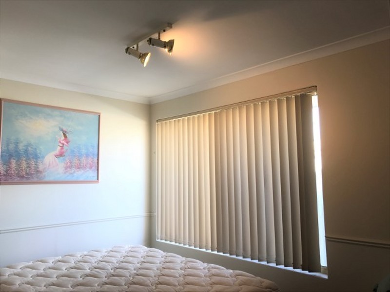 9 Palm Drive, Warnbro WA 6169