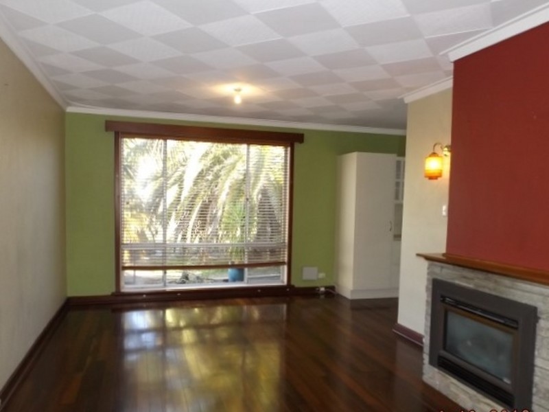 85 Dampier Drive, Golden Bay WA 6174