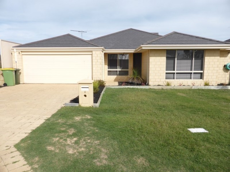 6 Ravenglass Crescent, Waikiki WA 6169