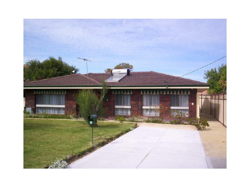 4a Gosforth Court, Safety Bay WA 6169