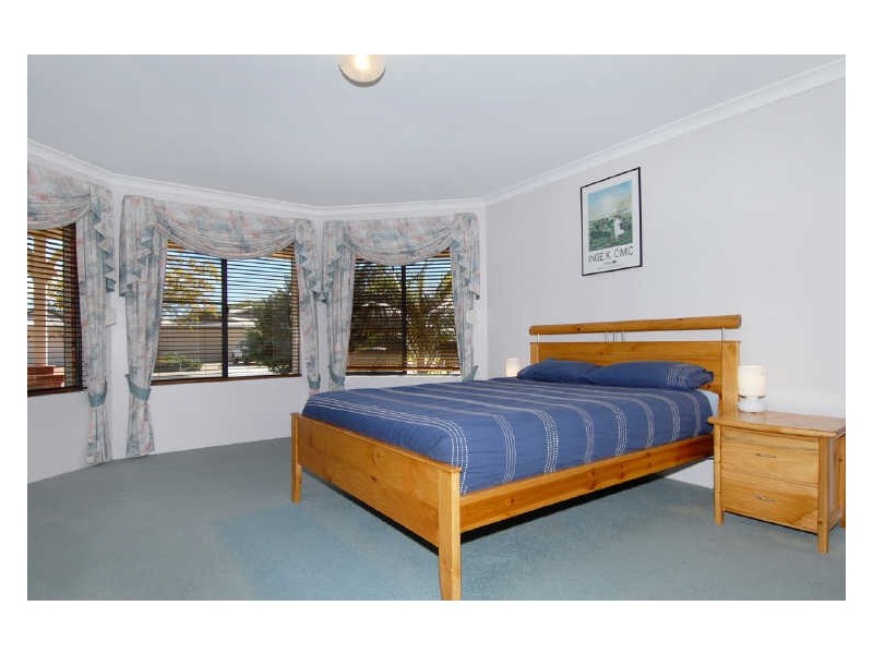 129 Secret Harbour Boulevarde, Secret Harbour WA 6173