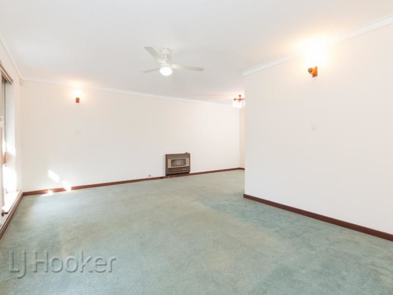 161 Safety Bay Road, Shoalwater WA 6169