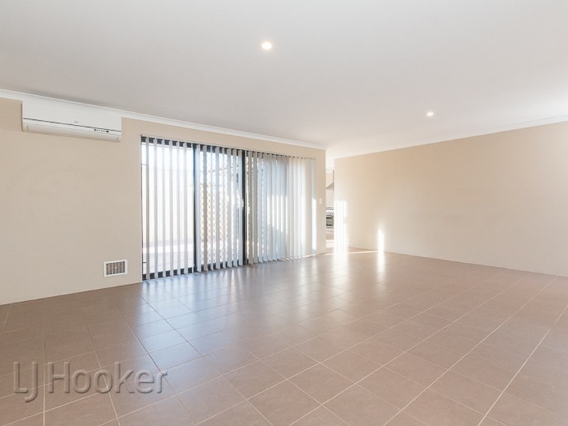 11 Sandy Terrace, Singleton WA 6175