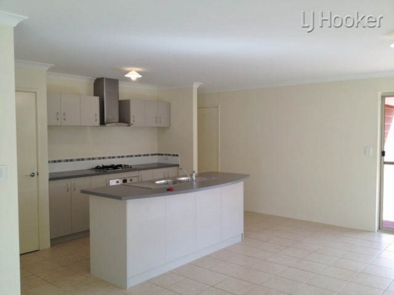 19 Blaxland Terrace, Baldivis WA 6171