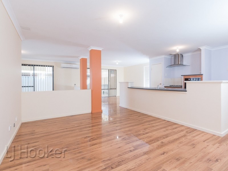 35 Pastrana Crescent, Port Kennedy WA 6172