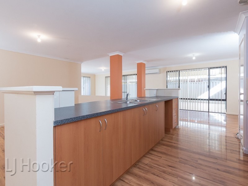 35 Pastrana Crescent, Port Kennedy WA 6172