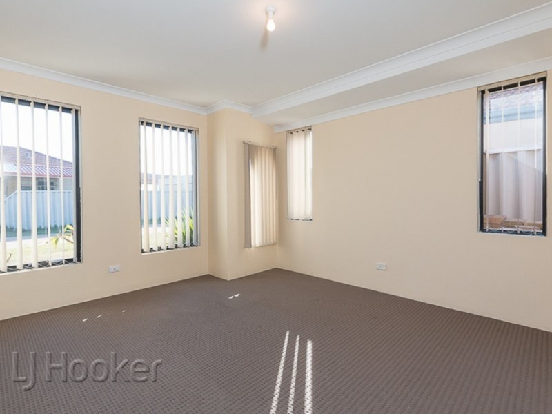 35 Pastrana Crescent, Port Kennedy WA 6172