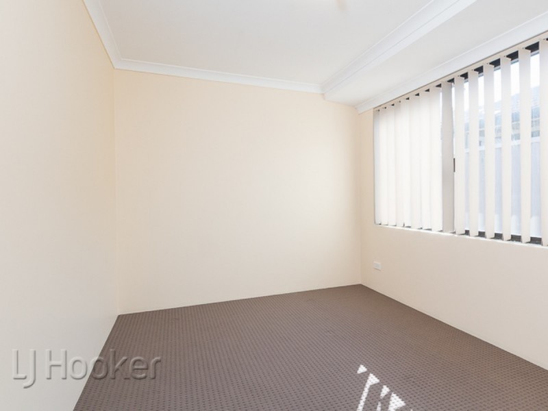 35 Pastrana Crescent, Port Kennedy WA 6172