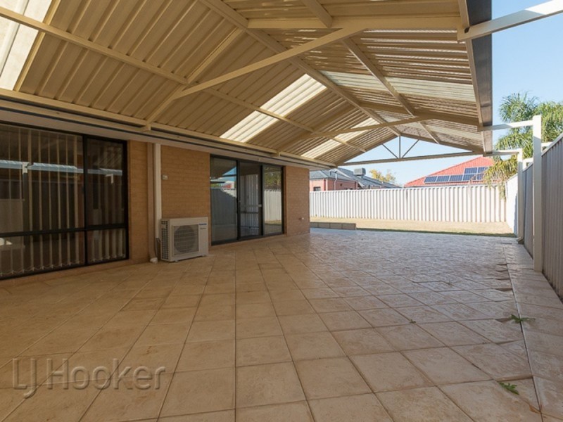 35 Pastrana Crescent, Port Kennedy WA 6172