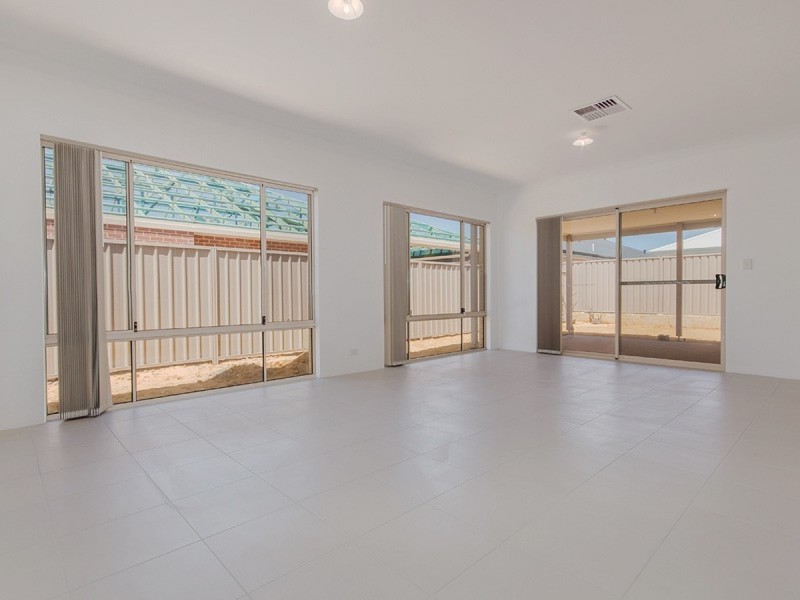 39 Tuscan Way, Karnup WA 6176