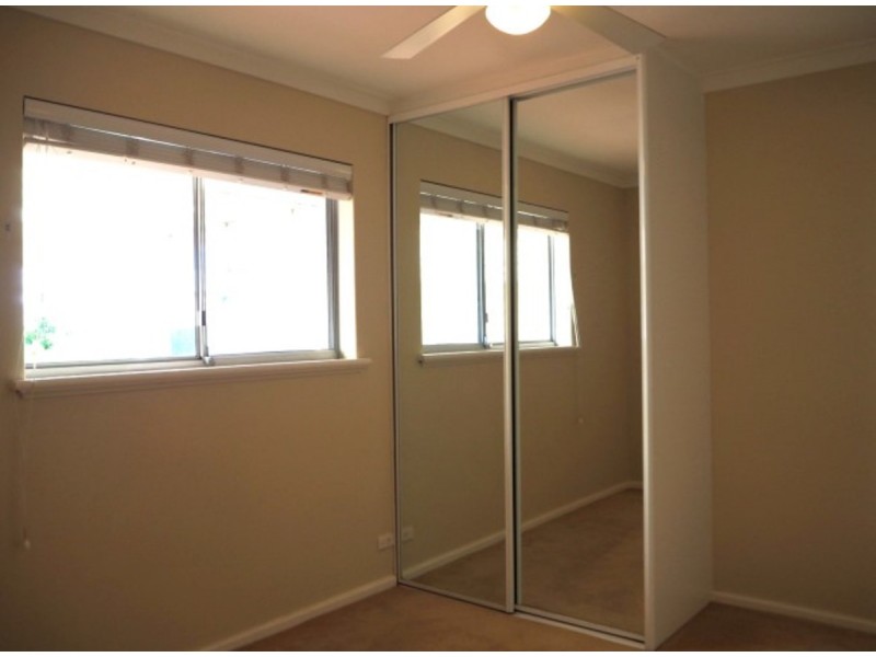 25 Okehampton Drive, Warnbro WA 6169