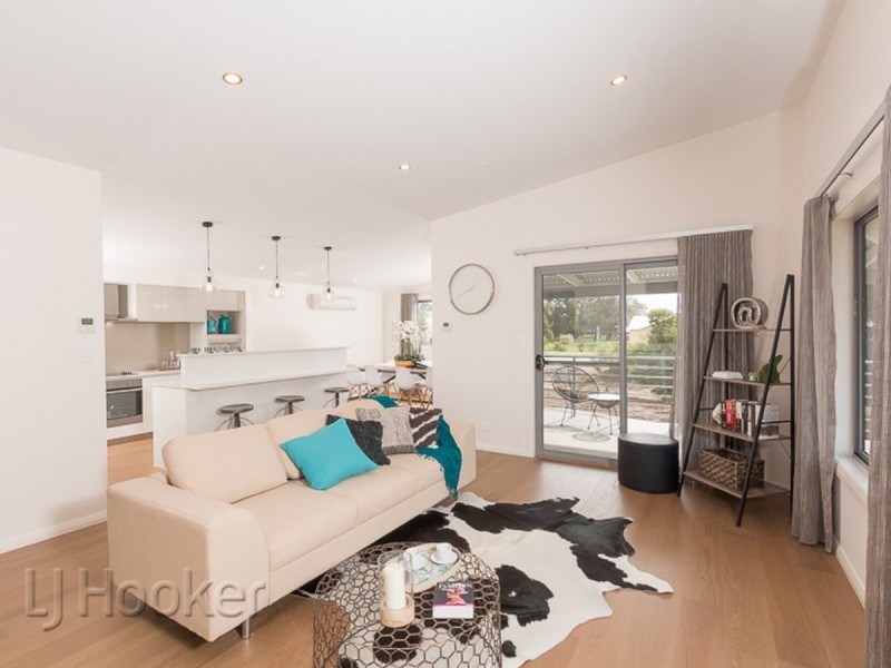 113 Pleasantview Parade, Baldivis WA 6171