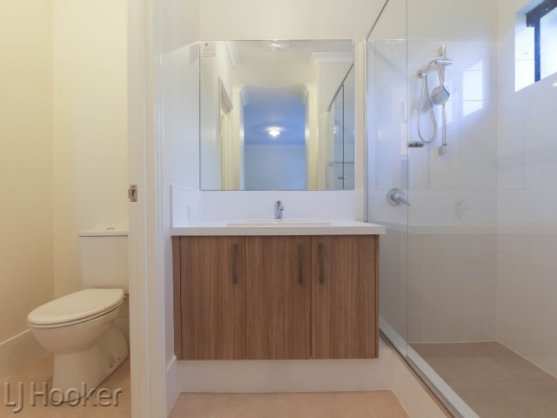 146 Mornington Crescent, Wandi WA 6167