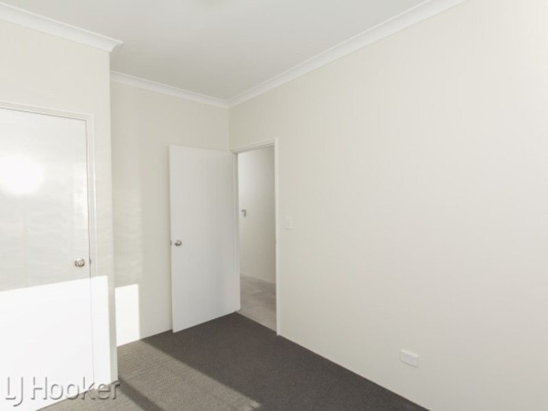 146 Mornington Crescent, Wandi WA 6167