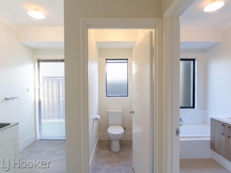 146 Mornington Crescent, Wandi WA 6167