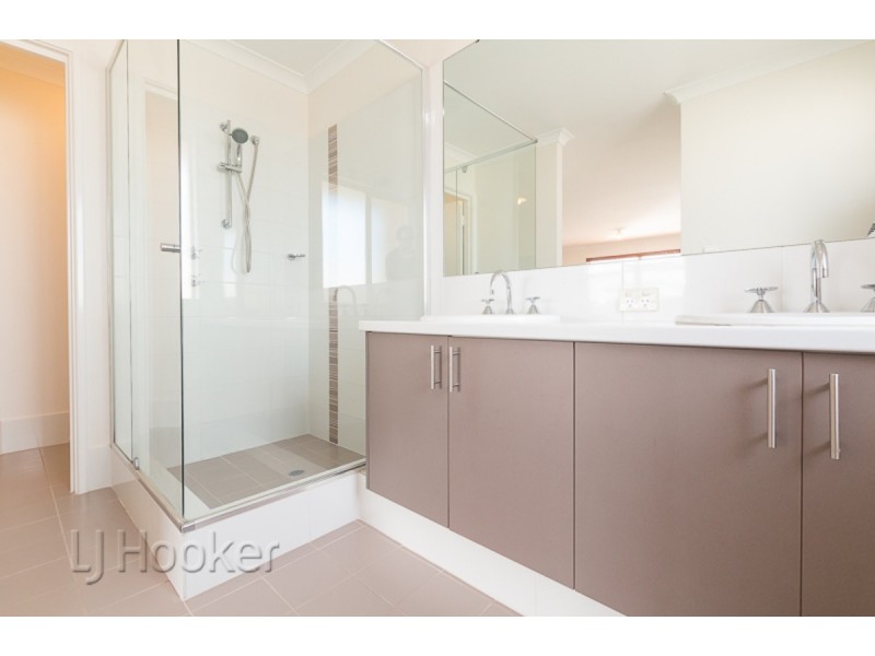 2 Bonaparte  Drive, Secret Harbour WA 6173