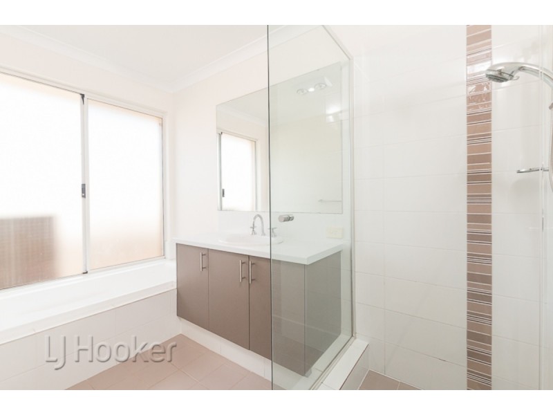 2 Bonaparte  Drive, Secret Harbour WA 6173