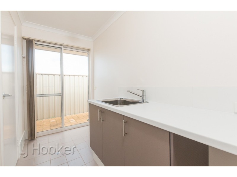 2 Bonaparte  Drive, Secret Harbour WA 6173