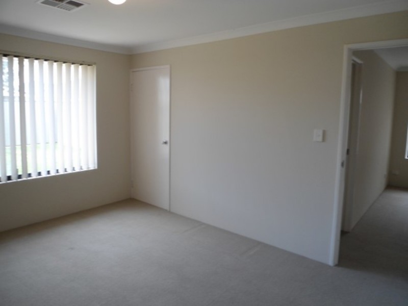 6 Renmark Road, Baldivis WA 6171