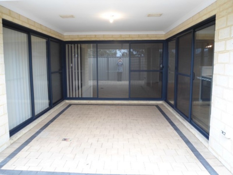 6 Renmark Road, Baldivis WA 6171