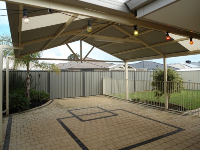 6 Renmark Road, Baldivis WA 6171