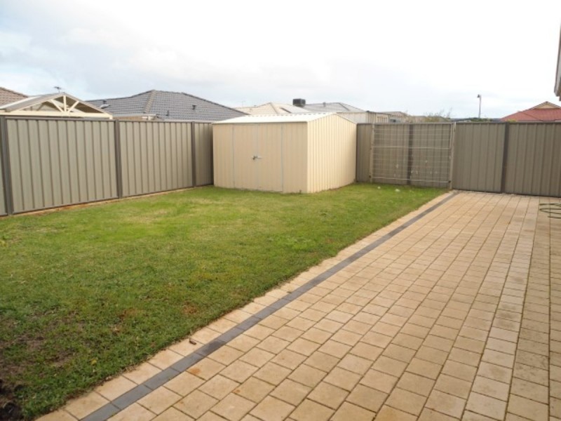 6 Renmark Road, Baldivis WA 6171