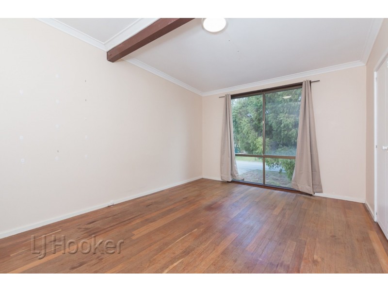 8 Pollard Way, Warnbro WA 6169