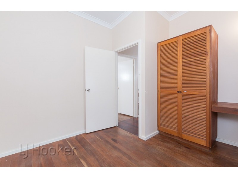 8 Pollard Way, Warnbro WA 6169