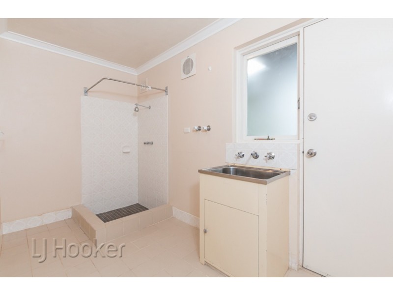 8 Pollard Way, Warnbro WA 6169