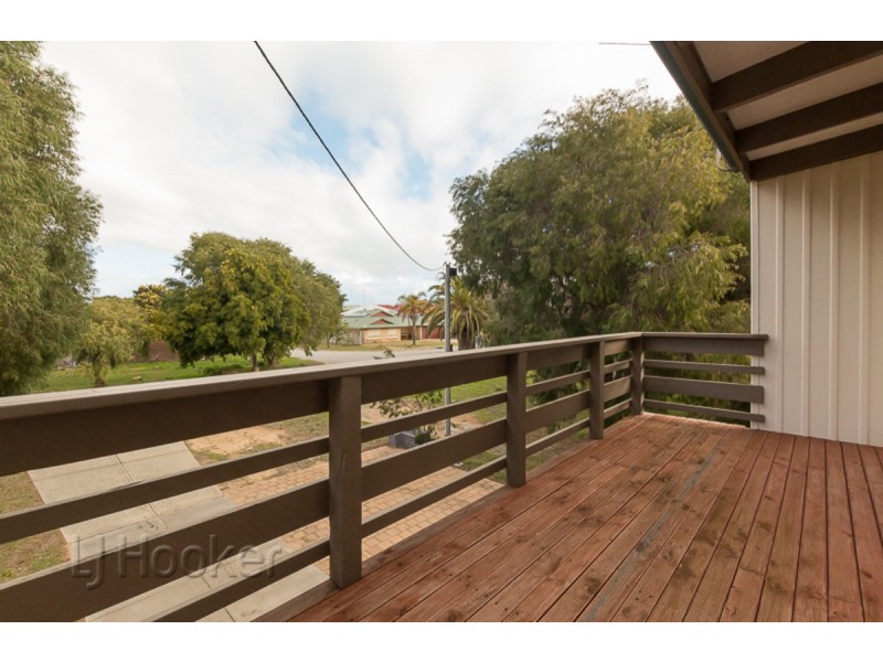 8 Pollard Way, Warnbro WA 6169