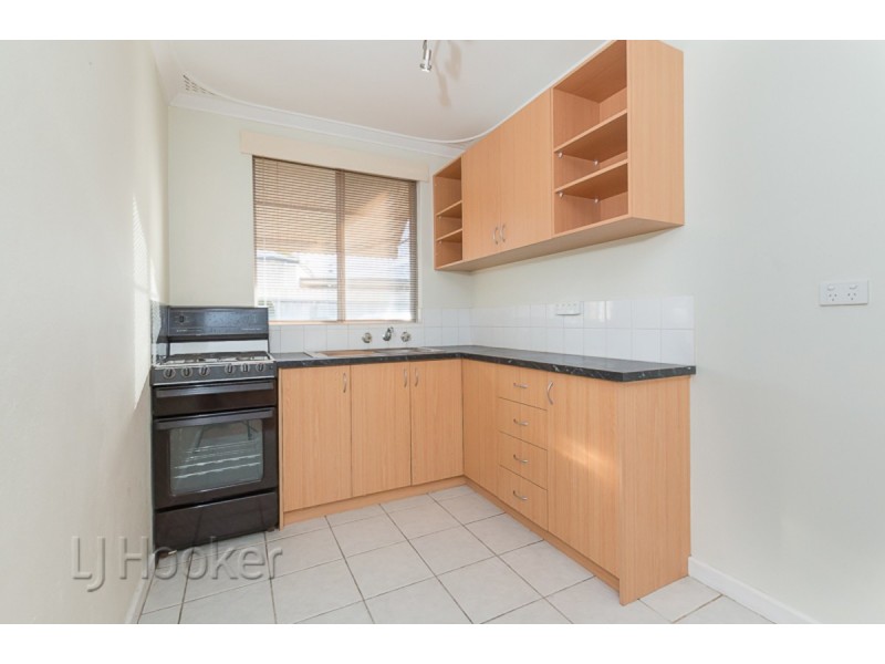 1/3 Read Street, Rockingham WA 6168