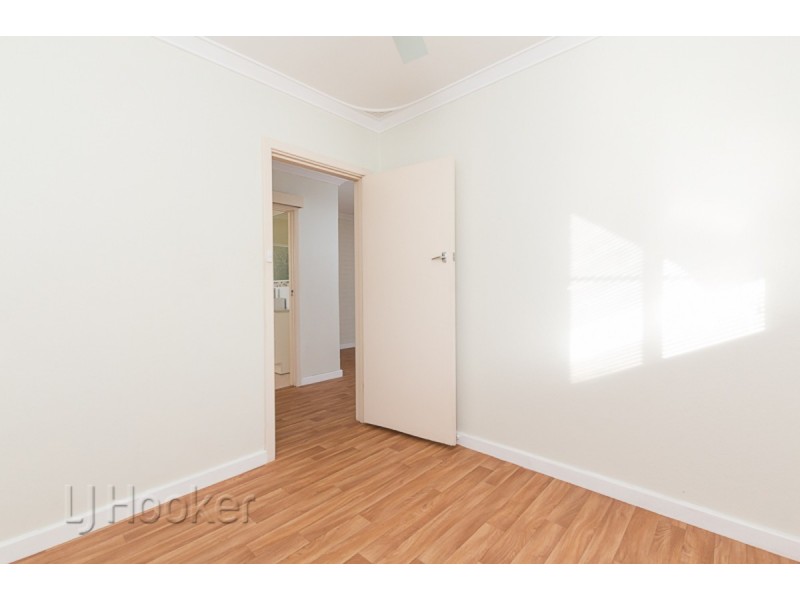 1/3 Read Street, Rockingham WA 6168